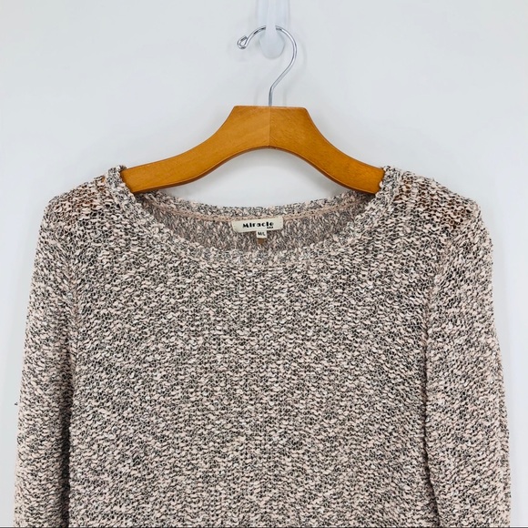 Miracle USA Sweater - Picture 2 of 10